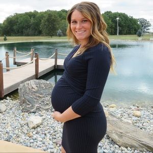 Jessica Simpson maternity dress